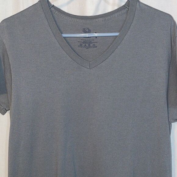 Fruit of the loom T shirt - Picture 2 of 9